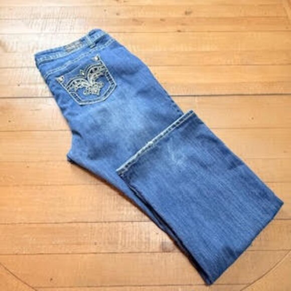 ZCO Jeans Women’s Plus Size 22 Blue Denim Bootcut Flare Embellished Pockets - Picture 6 of 12